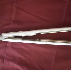 Conair hair straightener